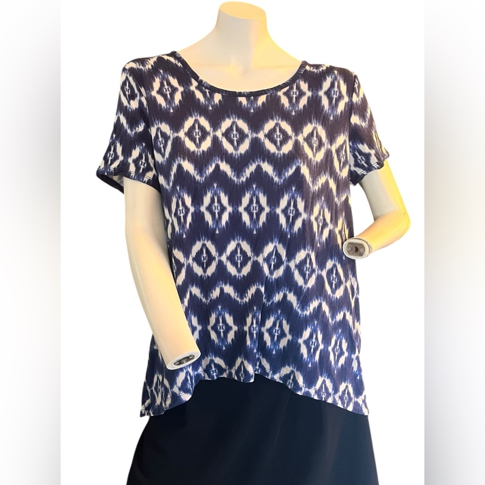 Db Sunday Women’s Large Blue Scoop Neck Short Sleeve Criss/Cross Back Top